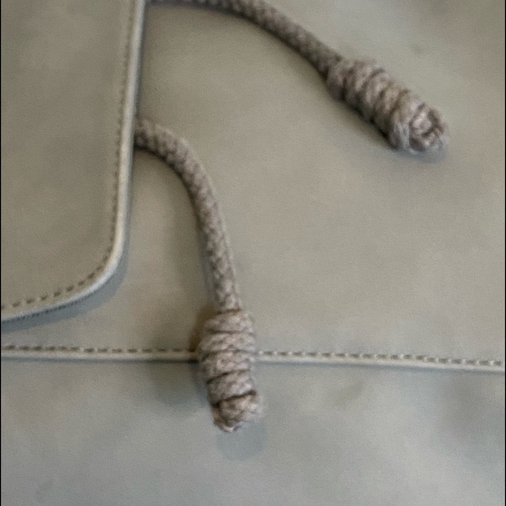 Like New! Grey Universal Thread Drawstring Backpa… - image 6